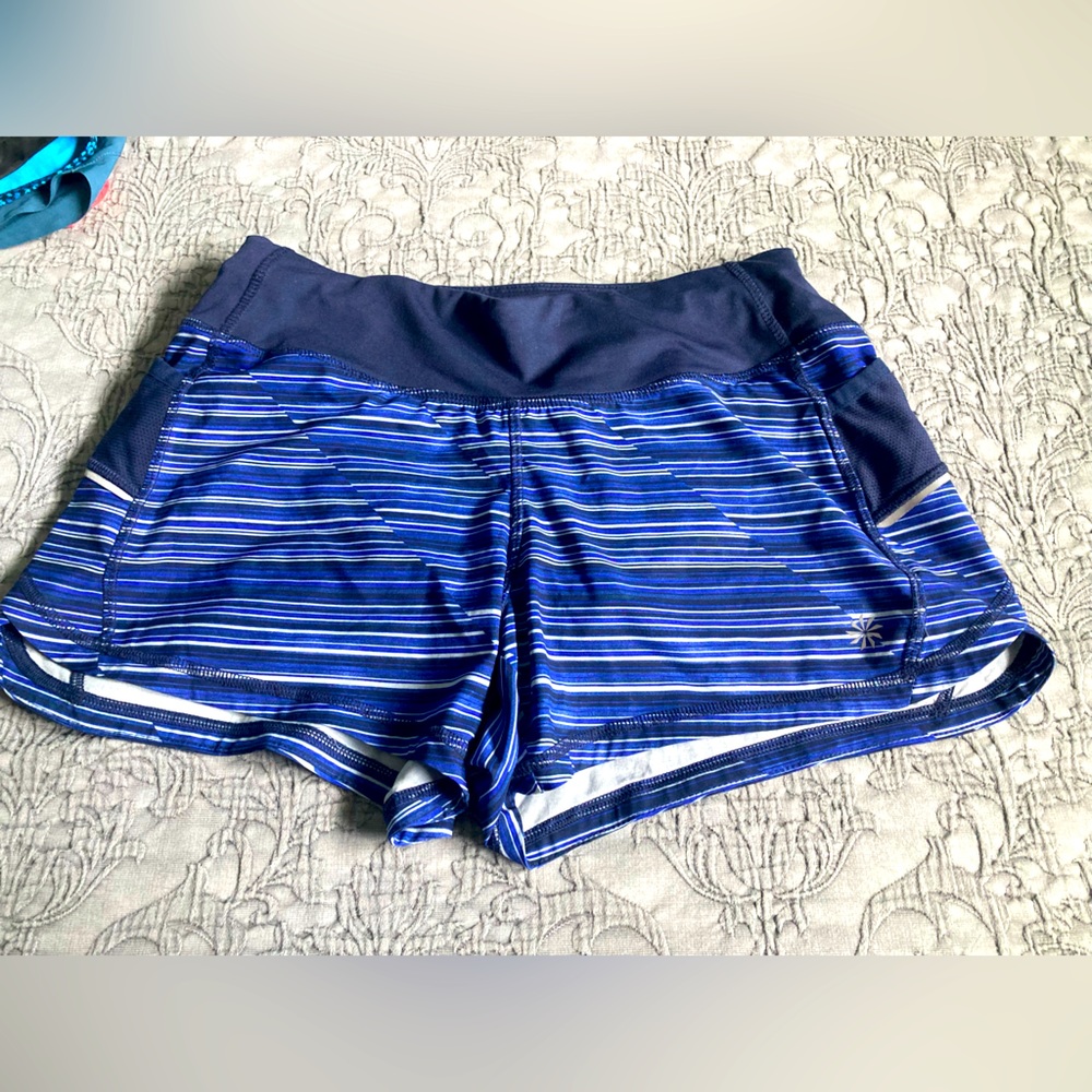 Athleta x small workout shorts